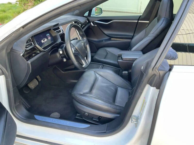 2018 Tesla Model S 75D