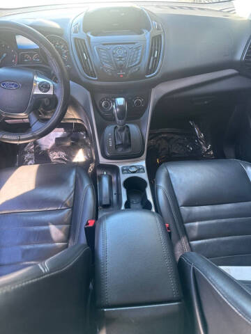 2016 Ford Escape SE