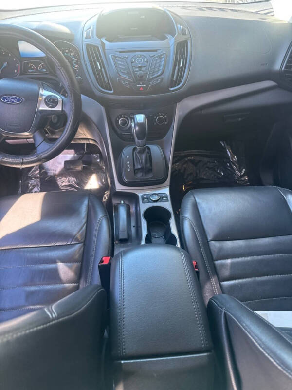 2016 Ford Escape SE