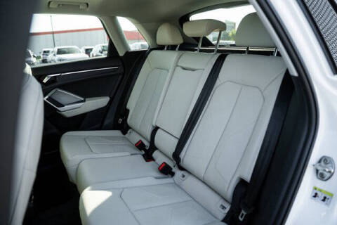 2025 Audi Q3 quattro S line Premium 45 TFSI