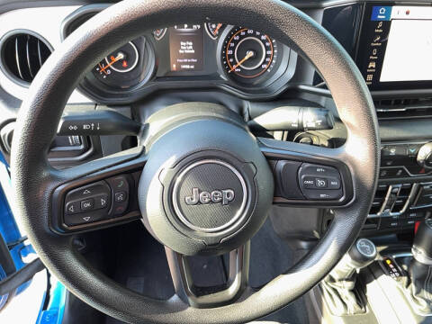 2024 Jeep Gladiator NightHawk