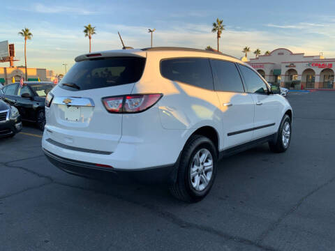 2017 Chevrolet Traverse LS
