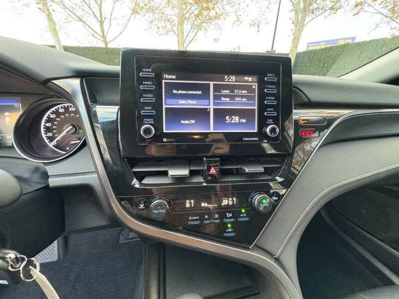 2024 Toyota Camry SE Nightshade