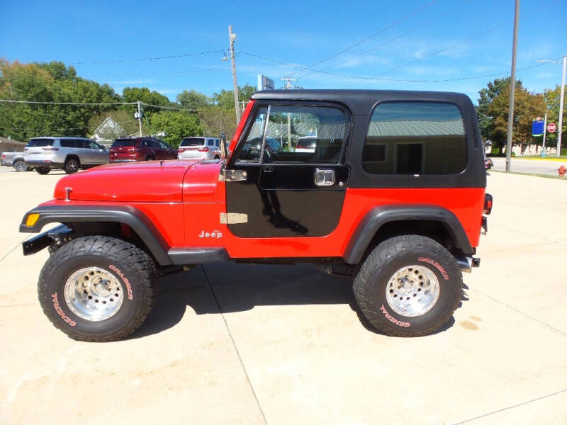 1993 Jeep Wrangler for sale at WAYNE HALL CHRYSLER JEEP DODGE in Anamosa IA