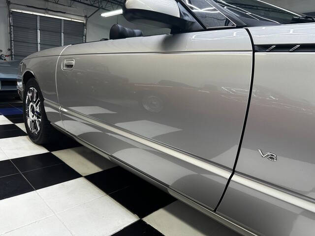 2004 Ford Thunderbird Deluxe