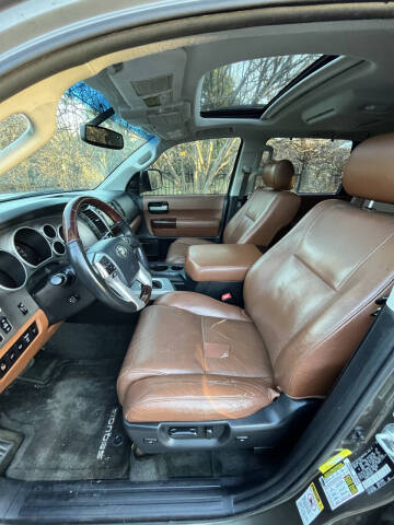 2014 Toyota Sequoia Platinum