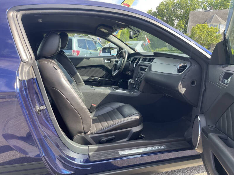 2010 Ford Mustang V6 Premium