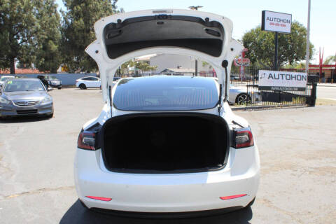 2020 Tesla Model 3 Performance