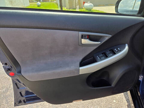 2014 Toyota Prius Two