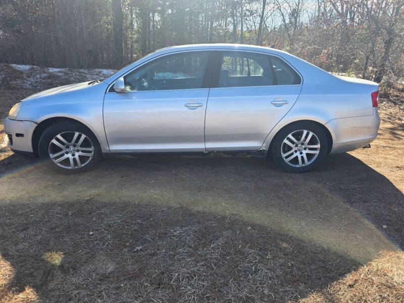 2005 Volkswagen Jetta for sale at Expressway Auto Auction in Howard City MI