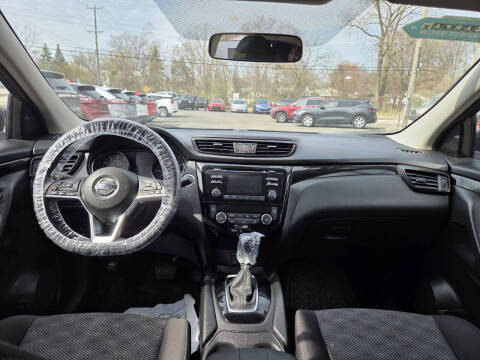 2018 Nissan Rogue Sport SV