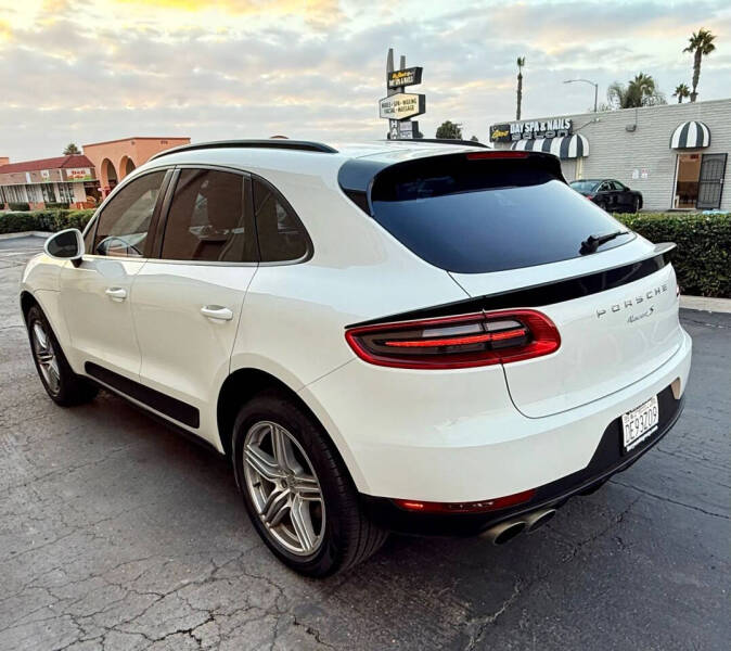 2015 Porsche Macan S