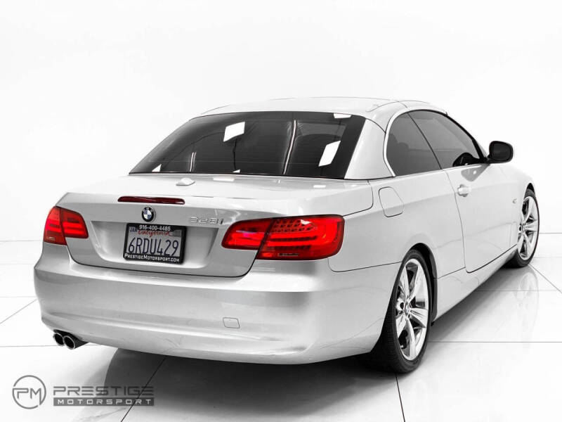 2011 BMW 3 Series 328i