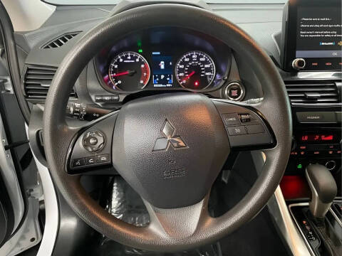 2024 Mitsubishi Eclipse Cross LE