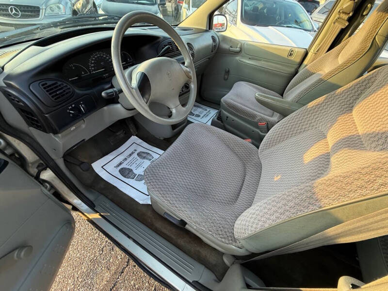 2000 Plymouth Voyager