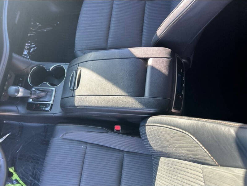 2019 Toyota Highlander LE Plus