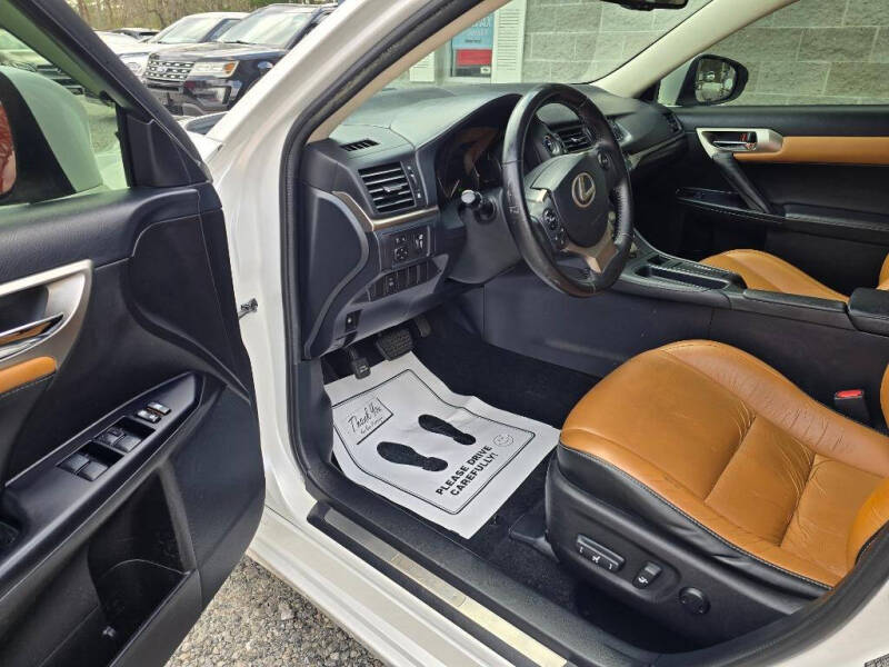 2017 Lexus CT 200h
