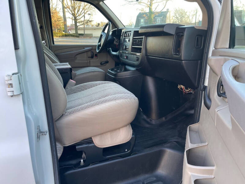 2011 Chevrolet Express 2500