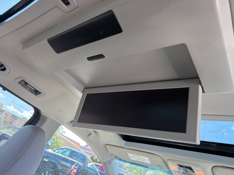 2017 Toyota Sienna Limited 7-Passenger