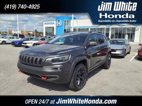 2021 Jeep Cherokee for sale at The Credit Miracle Network Team at Jim White Honda in Maumee OH