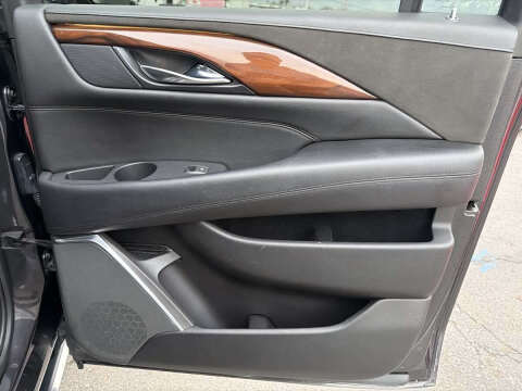 2018 Cadillac Escalade ESV Premium Luxury