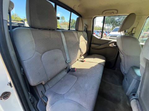 2014 Nissan Frontier SV