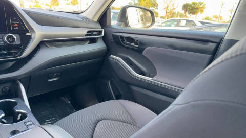 2024 Toyota Highlander