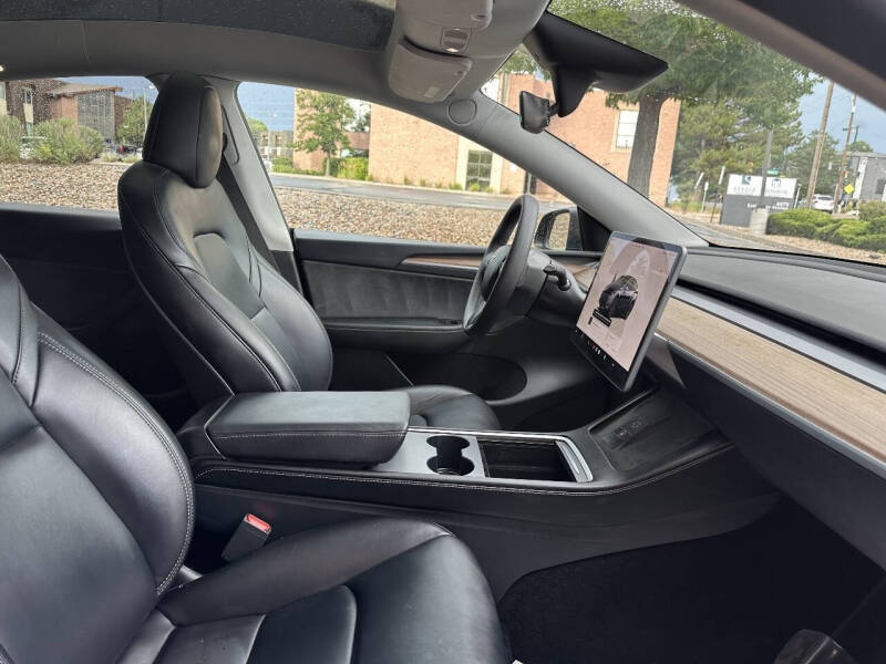2024 Tesla Model Y Long Range