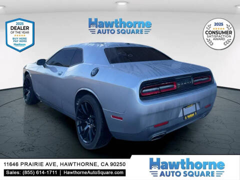 2015 Dodge Challenger SXT