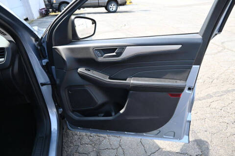 2022 Ford Escape S