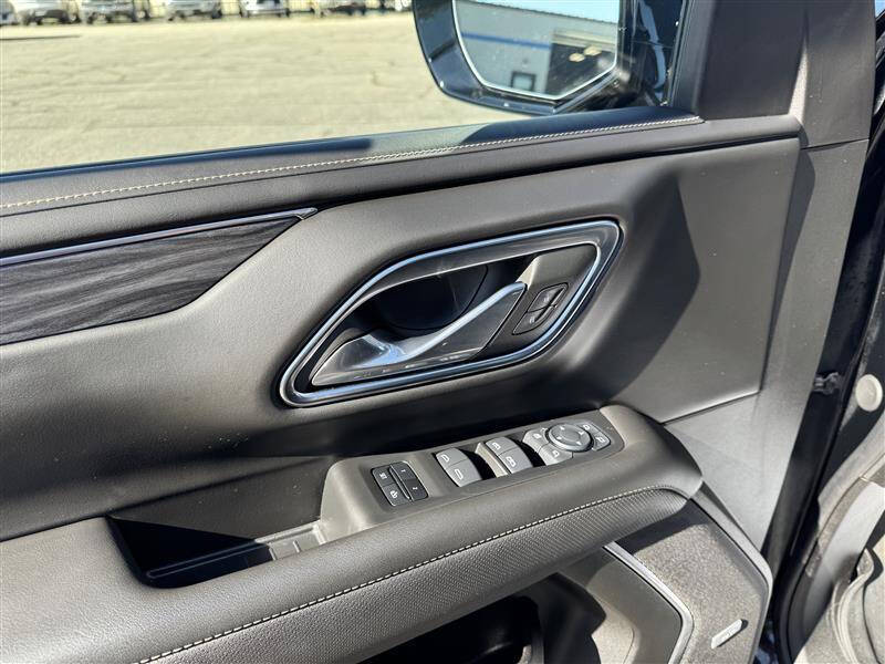 2024 GMC Yukon XL SLT