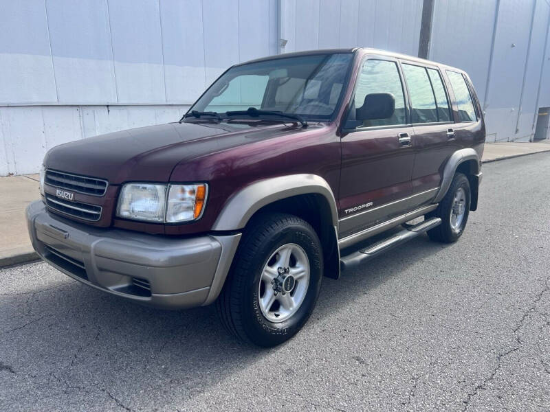 2002 Isuzu Trooper for sale at WALDO MOTORS in Kansas City MO