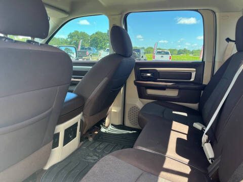 2017 RAM 1500 SLT