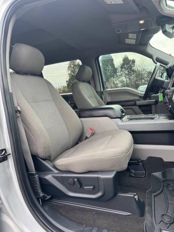 2019 Ford F-150 XLT photo 9