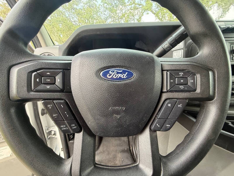 2022 Ford E-Series
