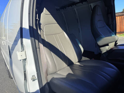 2021 Chevrolet Express 2500