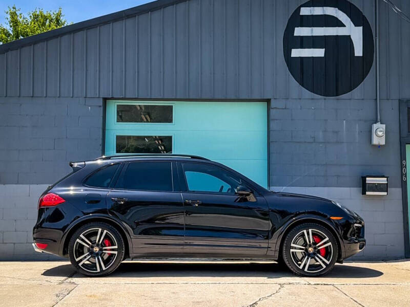 2014 Porsche Cayenne Turbo S