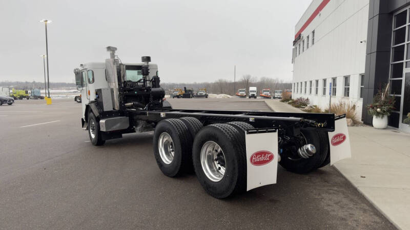 2026 Peterbilt 520