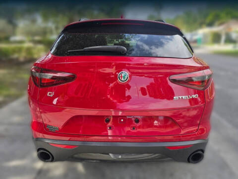 2022 Alfa Romeo Stelvio Sprint