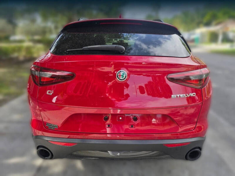 2022 Alfa Romeo Stelvio Sprint