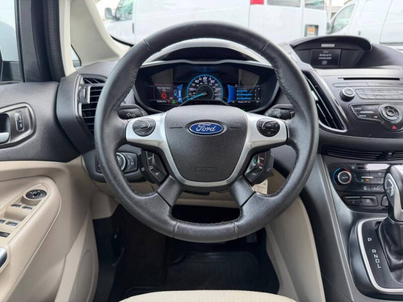 2017 Ford C-MAX Hybrid SE