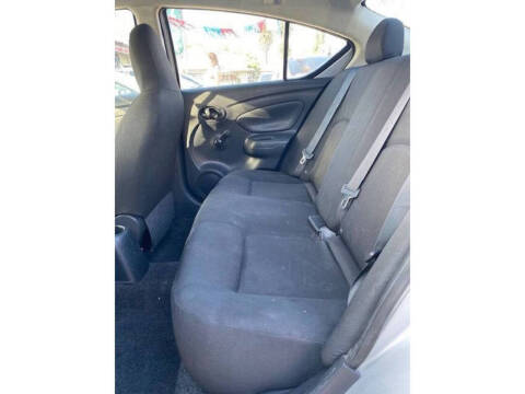 2016 Nissan Versa 1.6 S