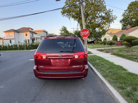 2006 Toyota Sienna LE 7 Passenger