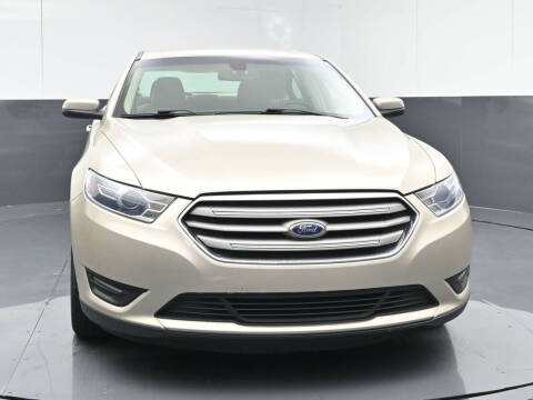 2017 Ford Taurus SEL