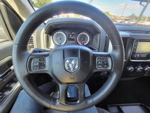 2020 RAM 1500 Classic SLT