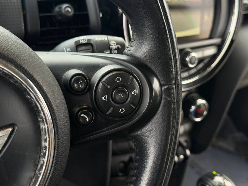 2017 MINI Hardtop 4 Door Cooper