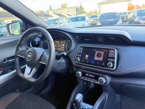 2018 Nissan Kicks SR