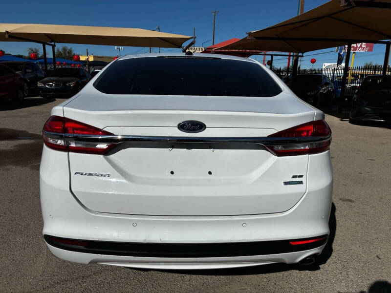 2017 Ford Fusion SE