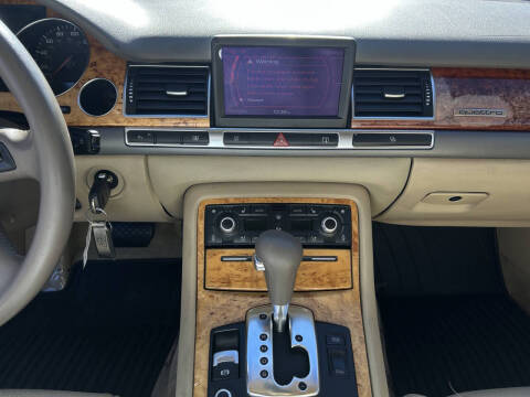 2005 Audi A8 quattro