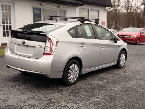 2014 Toyota Prius Two